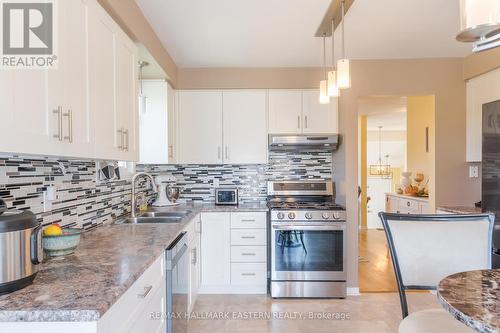 1338 Wildlark Drive, Peterborough (Monaghan), ON - Indoor Photo Showing Kitchen With Double Sink With Upgraded Kitchen