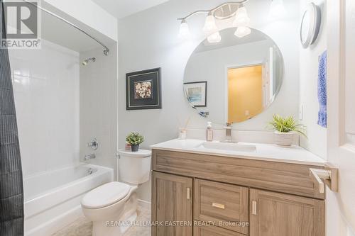 1338 Wildlark Drive, Peterborough (Monaghan), ON - Indoor Photo Showing Bathroom