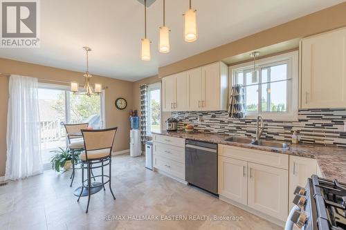 1338 Wildlark Drive, Peterborough (Monaghan), ON - Indoor Photo Showing Kitchen With Double Sink