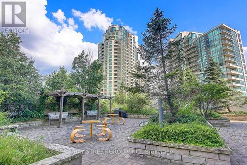 2504 - 15 Greenview Avenue, Toronto (Newtonbrook West), ON - Outdoor