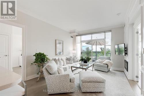 1101 - 10 Delisle Avenue, Toronto (Yonge-St. Clair), ON - Indoor Photo Showing Living Room