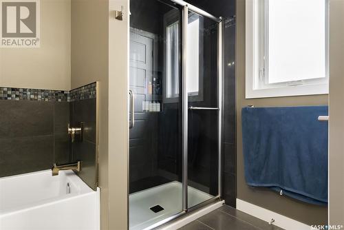 5245 Aviator Crescent, Regina, SK - Indoor Photo Showing Bathroom