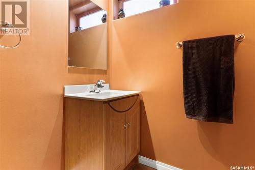 161 3Rd Street, Pilot Butte, SK - Indoor Photo Showing Bathroom