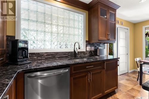 161 3Rd Street, Pilot Butte, SK - Indoor Photo Showing Kitchen