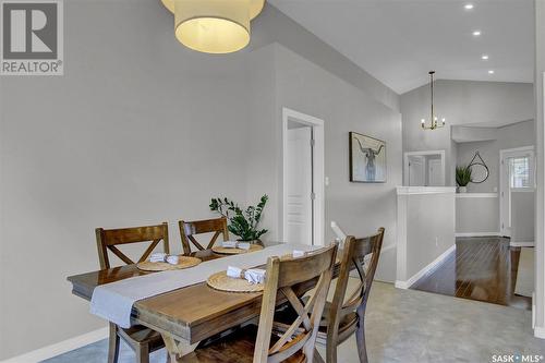 2015 E Ball Road, Regina, SK - Indoor Photo Showing Dining Room