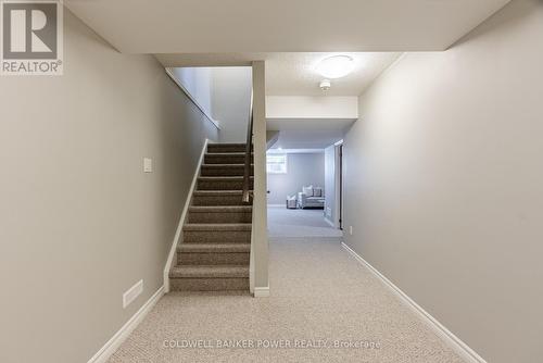 61 - 1924 Cedarhollow Boulevard, London, ON - Indoor Photo Showing Other Room