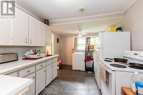 151 William Street, Central Elgin (Port Stanley), ON - Indoor Photo Showing Kitchen