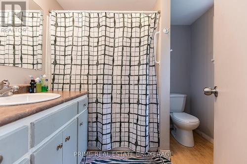 151 William Street, Central Elgin (Port Stanley), ON - Indoor Photo Showing Bathroom