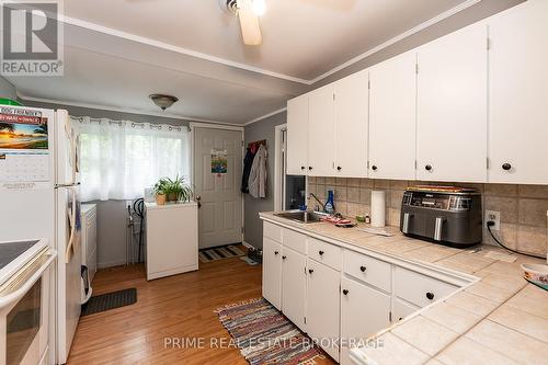 151 William Street, Central Elgin (Port Stanley), ON - Indoor Photo Showing Kitchen