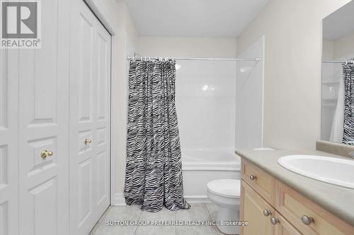 14 - 1625 Attawandaron Road, London, ON - Indoor Photo Showing Bathroom