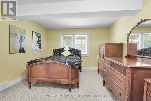 14 - 1625 Attawandaron Road, London, ON - Indoor Photo Showing Bedroom