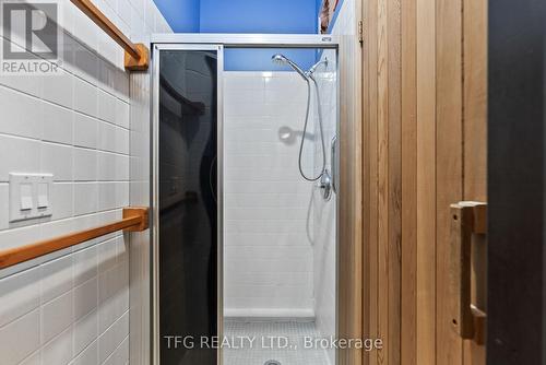 490 Conlin Road E, Oshawa (Kedron), ON - Indoor Photo Showing Bathroom