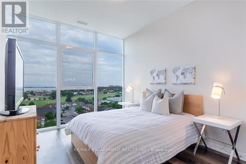 802 - 2750 King Street E, Hamilton, ON - Indoor Photo Showing Bedroom