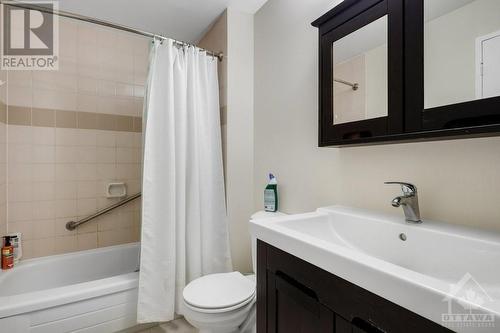 960 Teron Road Unit#202, Kanata, ON - Indoor Photo Showing Bathroom