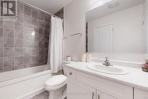 30 Fusilier Drive, Toronto (Clairlea-Birchmount), ON - Indoor Photo Showing Bathroom