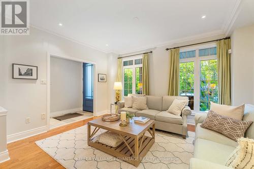 50 Joseph Duggan Road, Toronto (The Beaches), ON - Indoor Photo Showing Living Room