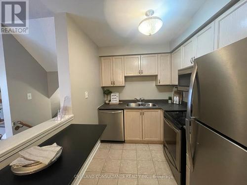 61 - 1775 Valley Farm Road, Pickering, ON - Indoor Photo Showing Kitchen With Double Sink