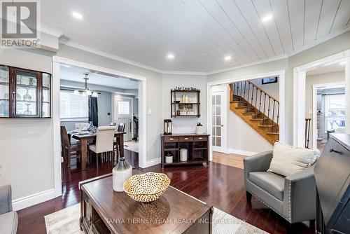 62 Wyndfield Crescent, Whitby (Pringle Creek), ON - Indoor Photo Showing Living Room