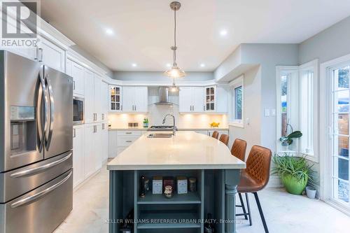 31 Glenbury Drive, Vaughan (Brownridge), ON - Indoor Photo Showing Kitchen With Stainless Steel Kitchen With Double Sink With Upgraded Kitchen