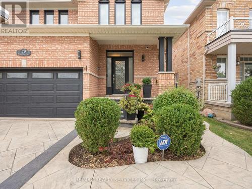 20 Prima Vista Court, Brampton (Fletcher'S Meadow), ON - Outdoor With Facade