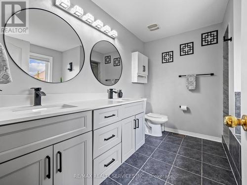 20 Prima Vista Court, Brampton, ON - Indoor Photo Showing Bathroom