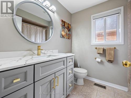 20 Prima Vista Court, Brampton, ON - Indoor Photo Showing Bathroom