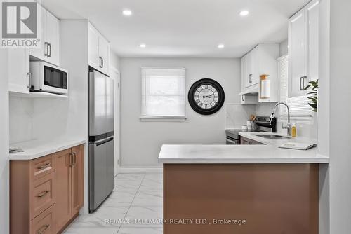 28 Liberty Street N, Clarington (Bowmanville), ON - Indoor Photo Showing Kitchen