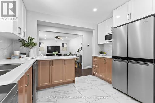 28 Liberty Street N, Clarington (Bowmanville), ON - Indoor Photo Showing Kitchen With Double Sink