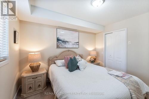 3301 - 4 Dayspring Circle, Brampton (Goreway Drive Corridor), ON - Indoor Photo Showing Bedroom