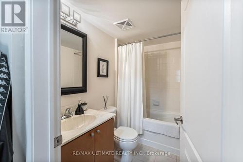 3301 - 4 Dayspring Circle, Brampton (Goreway Drive Corridor), ON - Indoor Photo Showing Bathroom