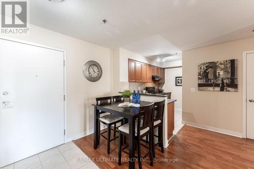 3301 - 4 Dayspring Circle, Brampton (Goreway Drive Corridor), ON - Indoor Photo Showing Dining Room