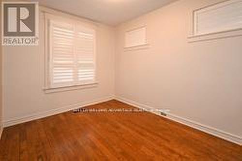 818 Pape Avenue, Toronto (Danforth Village-East York), ON - Indoor Photo Showing Other Room