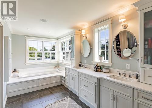 11 Hawthorn Place, St. John'S, NL - Indoor Photo Showing Bathroom