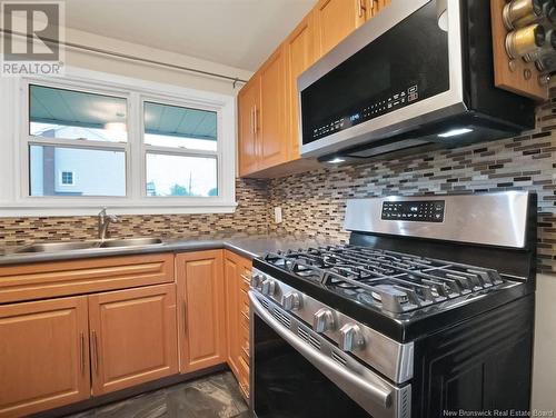 80 Hows Crescent, Moncton, NB - Indoor Photo Showing Kitchen With Stainless Steel Kitchen With Double Sink With Upgraded Kitchen