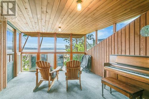 409 Shorts Road, Kelowna, BC - Outdoor With Deck Patio Veranda With Exterior