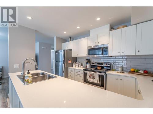 1458 Penticton Avenue Unit# 125, Penticton, BC - Indoor Photo Showing Kitchen With Stainless Steel Kitchen With Double Sink