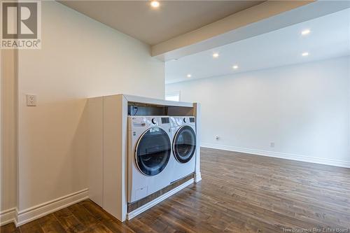 686 Bridge Street, Bathurst, NB - Indoor Photo Showing Laundry Room