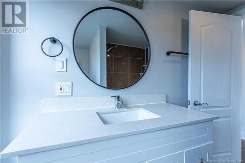 686 Bridge Street, Bathurst, NB - Indoor Photo Showing Bathroom