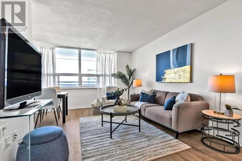 1608 - 1350 York Mills Road, Toronto (Parkwoods-Donalda), ON - Indoor Photo Showing Living Room