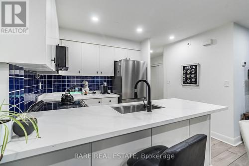 144 - 415 Jarvis Street, Toronto, ON - Indoor Photo Showing Kitchen