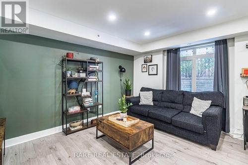 144 - 415 Jarvis Street, Toronto, ON - Indoor Photo Showing Living Room With Fireplace