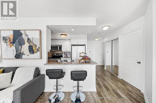 2311 - 10 Northtown Way, Toronto, ON - Indoor Photo Showing Kitchen