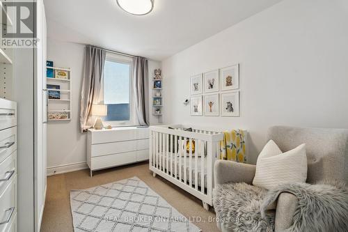 38 Kenwood Avenue, Toronto (Humewood-Cedarvale), ON - Indoor Photo Showing Bedroom