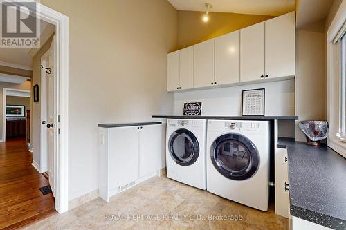 72 Lake Driveway W, Ajax, ON - Indoor Photo Showing Laundry Room