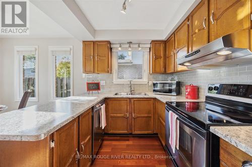 770 Greenbriar Drive, Oshawa (Eastdale), ON - Indoor Photo Showing Kitchen With Double Sink