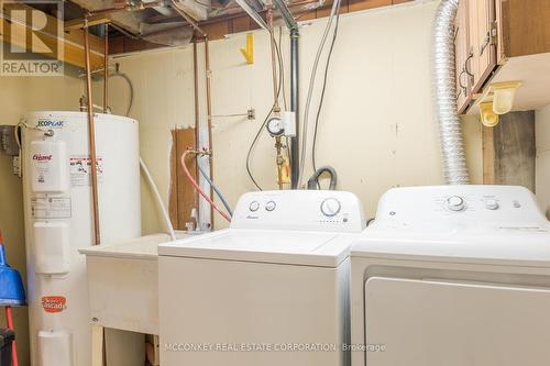 927 Donegal Street, Peterborough (Northcrest), ON - Indoor Photo Showing Laundry Room