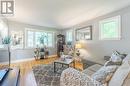 927 Donegal Street, Peterborough (Northcrest), ON  - Indoor Photo Showing Living Room 