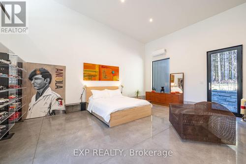 13783 Little Lake Road, Cramahe, ON - Indoor Photo Showing Bedroom