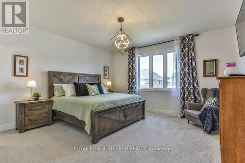 88 Foxborough Place, Thames Centre (Thorndale), ON - Indoor Photo Showing Bedroom