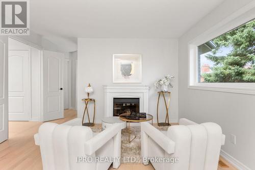 106 Hidden Trail Avenue, Richmond Hill, ON - Indoor Photo Showing Living Room With Fireplace